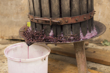 攝圖新視界 從美國存托股到澳大利亞葡萄酒加工的視覺敘事